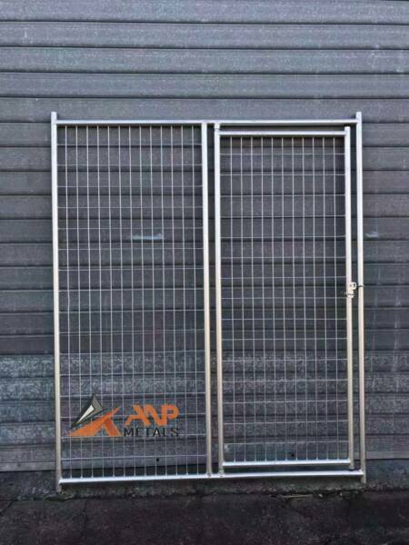 Pet Enclosure Panels & Gates