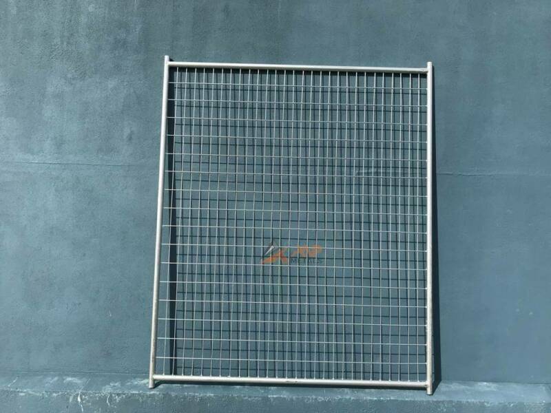 Pet Enclosure Panels & Gates